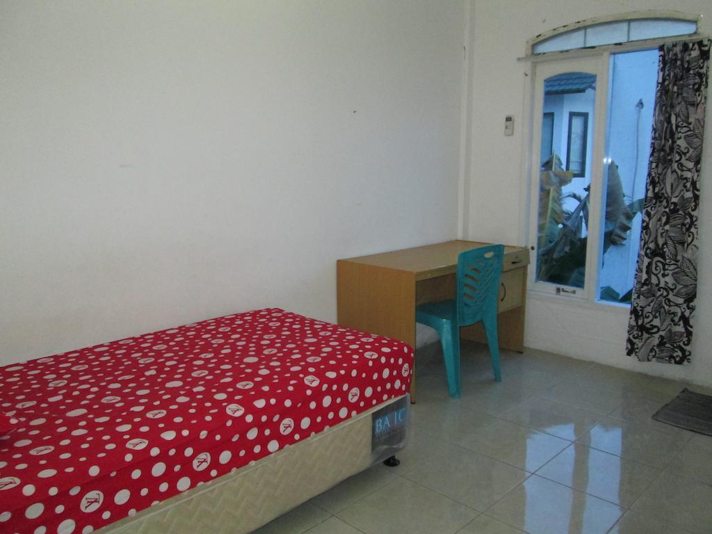 Sentosa76 Guest House Balikpapan  Zimmer foto