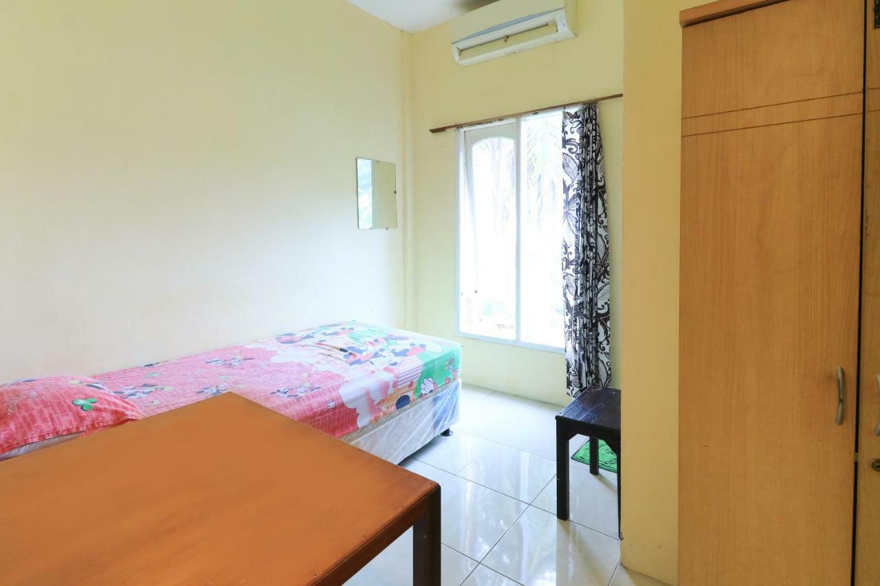 Sentosa76 Guest House Balikpapan  Exterior foto